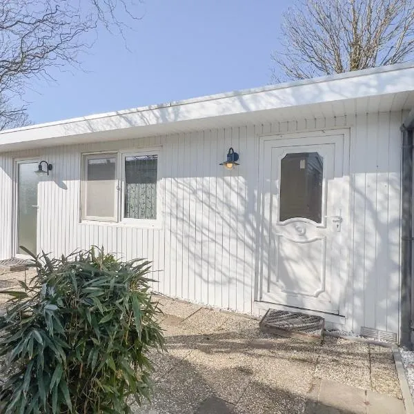 Wad'n Huis - Unieke chalet aan zee，位于Westerland的酒店