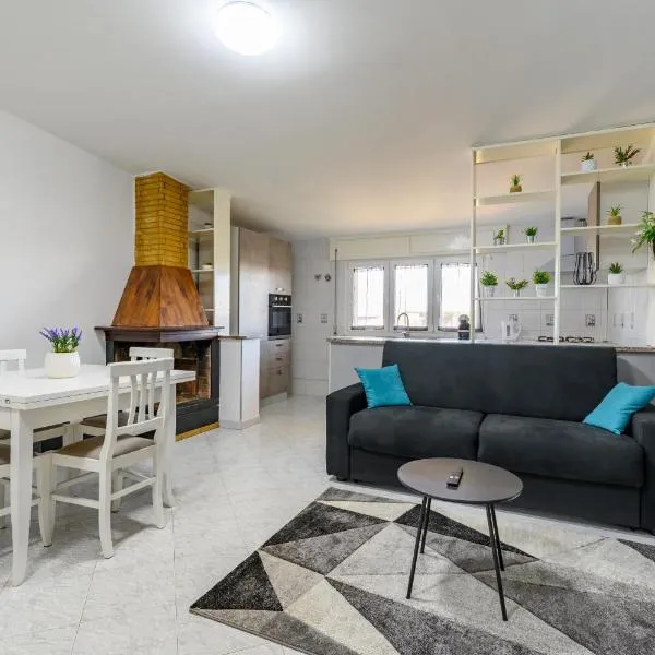 Coastal Whisper - 9 min to Airport & 700m to Sea，位于Focene的酒店