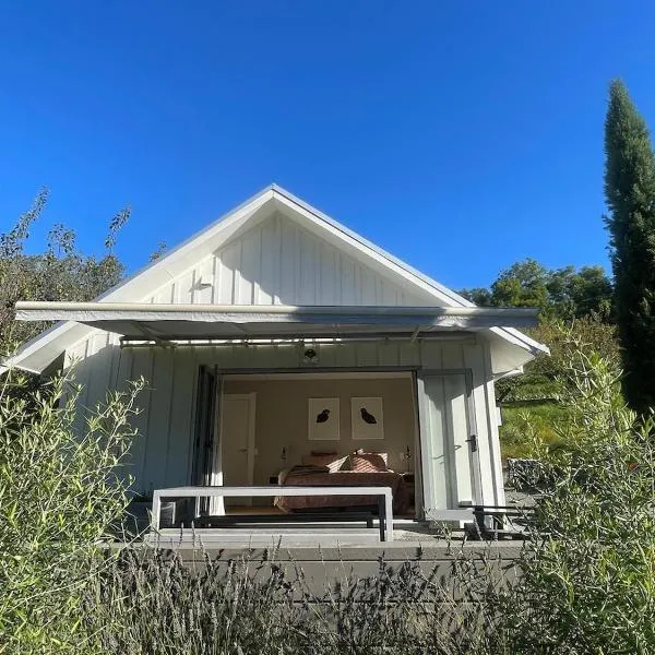 Orchard Cottage，位于纳皮尔的酒店