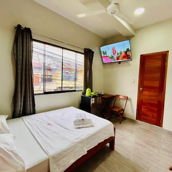 Habitación Céntrico en Iquitos - Casa Alemi 12，位于伊基托斯的酒店