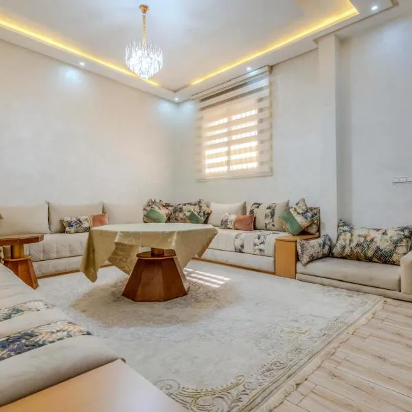 FAMiLY HOME，位于阿加迪尔的酒店