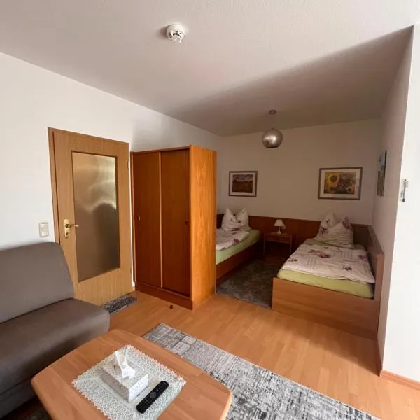 Ferienwohnung Nummer 17，位于巴特罗达赫的酒店