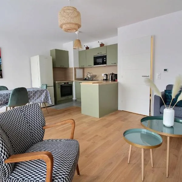 Appartement 3 pièces, moderne et confortable - 2 à 4 personnes，位于圣莫代福塞的酒店