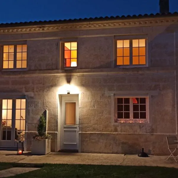 Les rives du Rochefollet，位于Saint-Vaize的酒店