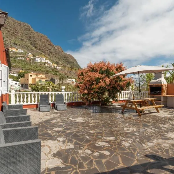 Casa Carlos - Vista Mar，位于埃尔米瓜的酒店