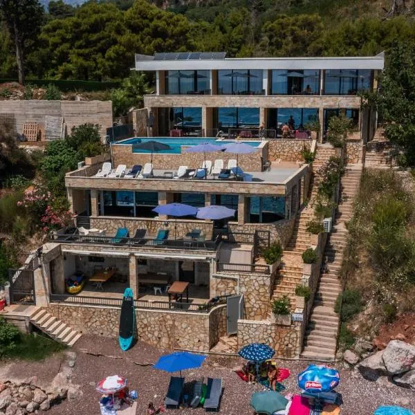 Suites Castello，位于巴尔的酒店