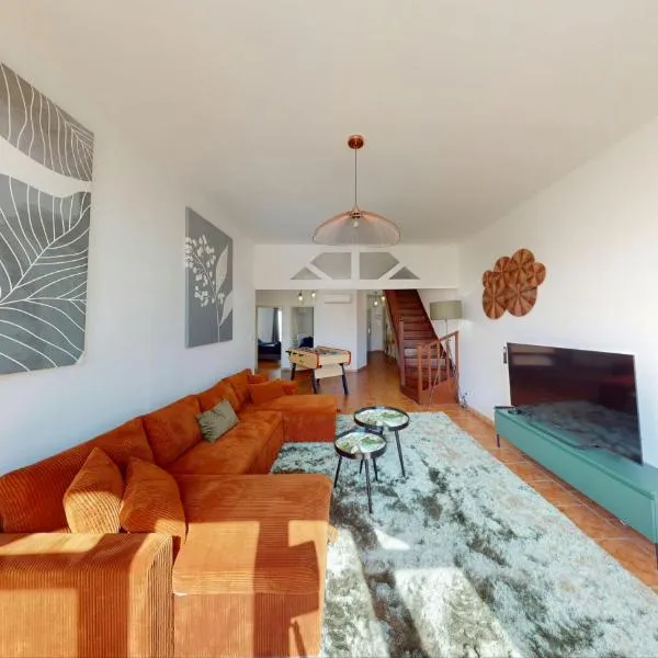 L'Abbaye 170m2 Alès 12 Couchages，位于阿莱斯的酒店
