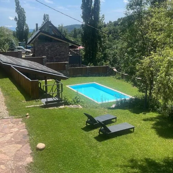 Apartamentos Chuandervera，位于Laspaúles的酒店