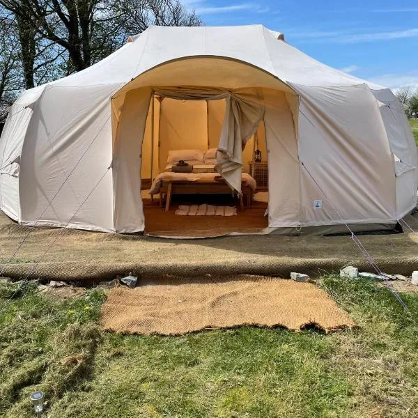 Beautiful Bell Tent Stay，位于考布里奇的酒店