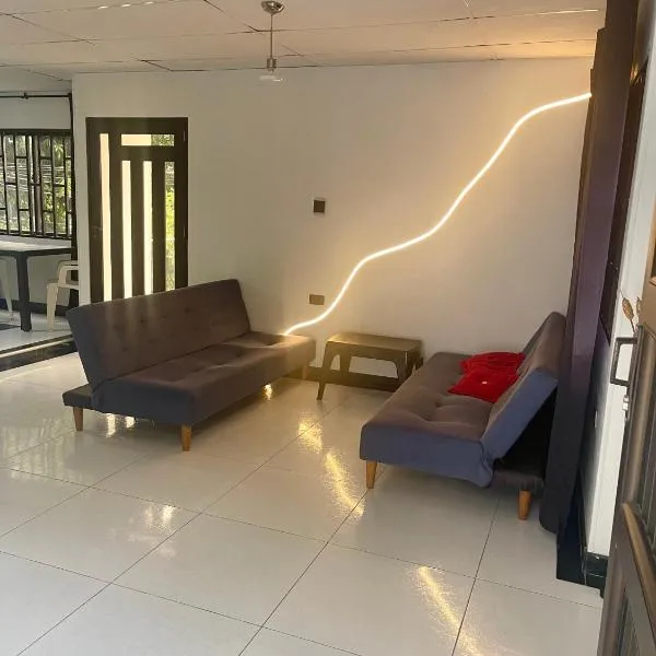 Apartamento EURARE，位于里奥阿查的酒店