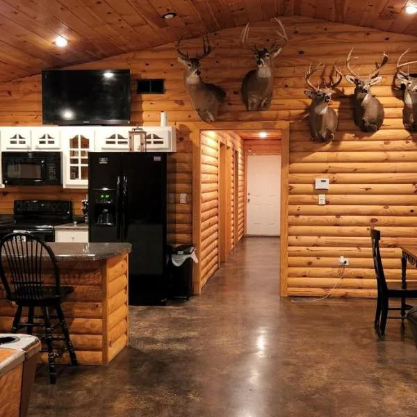 The Lodge Cabin，位于Iuka的酒店
