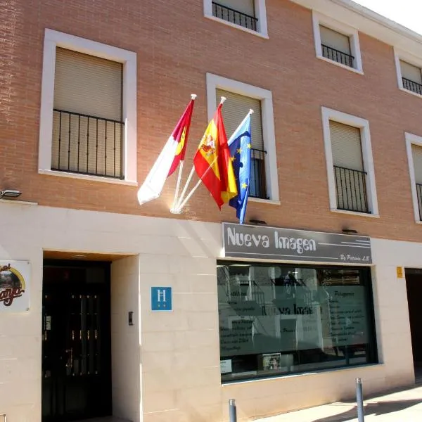 Hostal La Granja，位于Yunquera de Henares的酒店