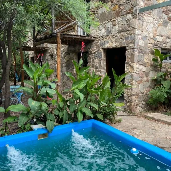 Cabañas Cuyum，位于埃尔沃尔坎的酒店