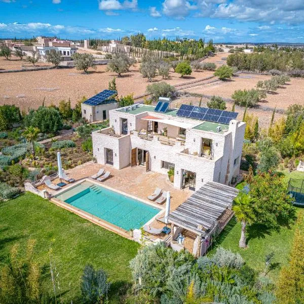Villa besmilah，位于Aït Imouni的酒店