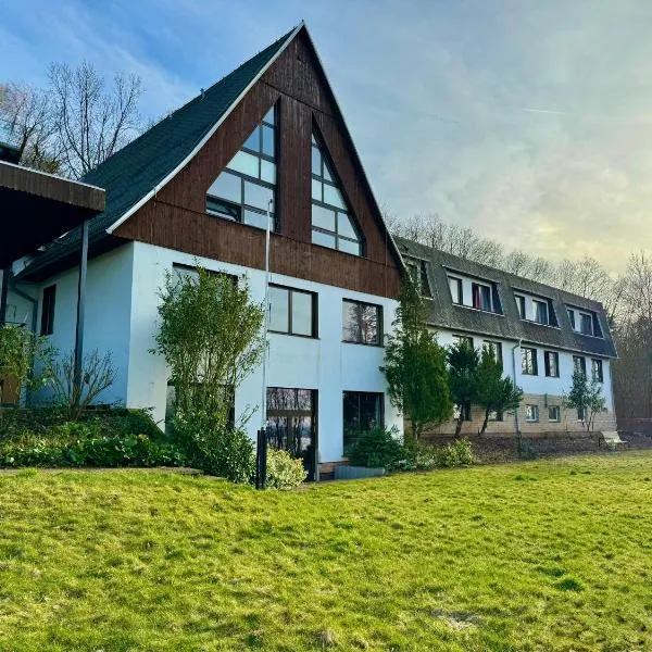 Barbarossa Hotel Kelbra，位于克尔布拉的酒店