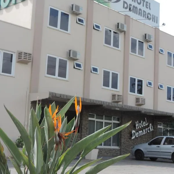 Hotel Demarchi，位于Itaquá的酒店