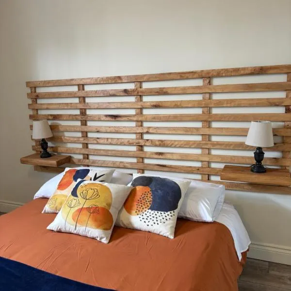 Spacieux 4,5 Parfait pour des Vacances Confortables !，位于梅干提克湖的酒店