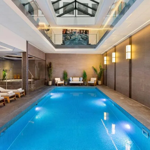 AC Hotel by Marriott Stockholm Ulriksdal，位于索尔纳的酒店