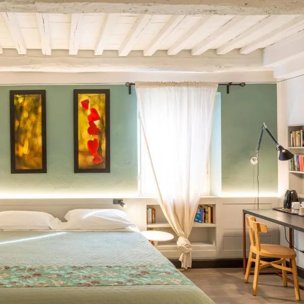 Duccio Nacci Rooms- Guesthouse，位于圣吉米纳诺的酒店