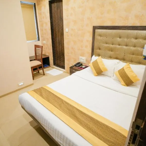 Hotel Skylink Hospitality Mahalaxmi，位于孟买的酒店