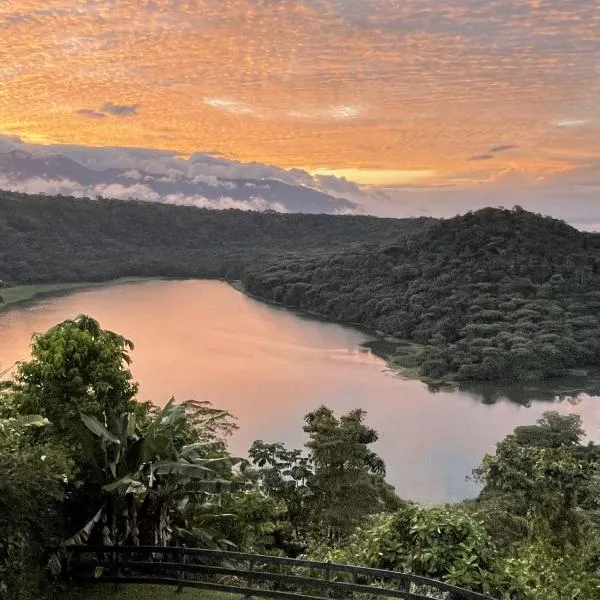 Volcan Hule Lodging，位于Río Cuarto的酒店