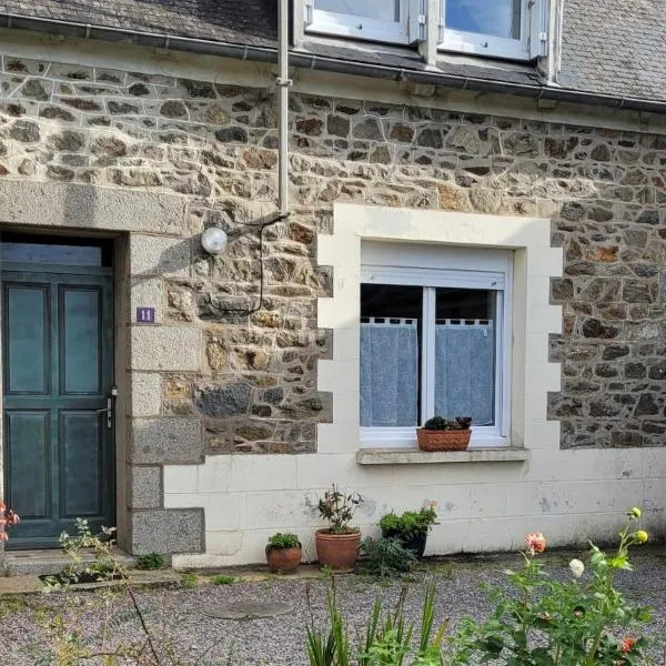 L'Agapanthe, Gîte au coeur de la Baie de Saint Brieuc，位于Hillion的酒店
