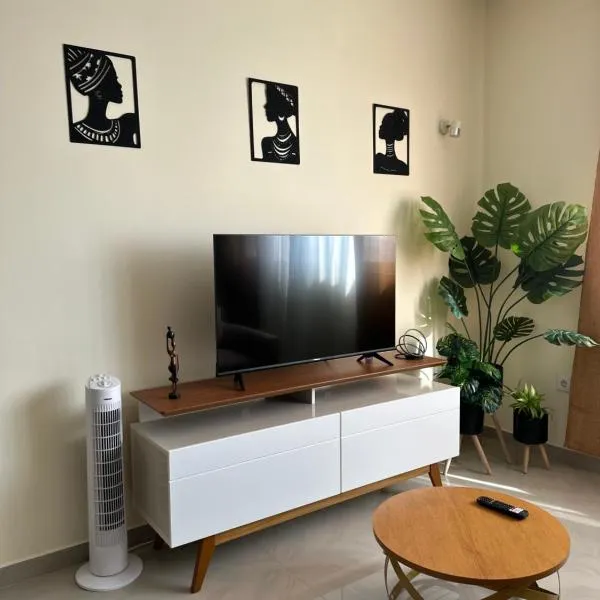 T1 Mindelo City Center，位于明德卢的酒店