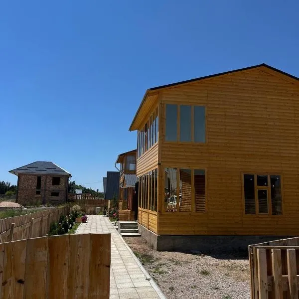 WooD_House_Issyk-Kul，位于博斯特里的酒店