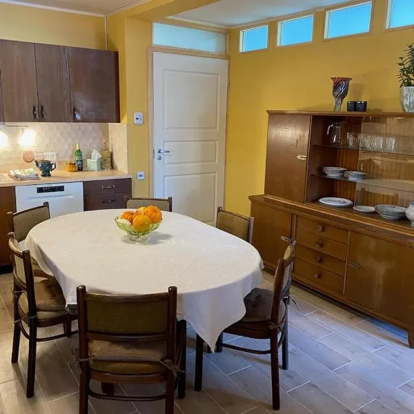 Healthy apartment with sauna and garden，位于塔尔图的酒店