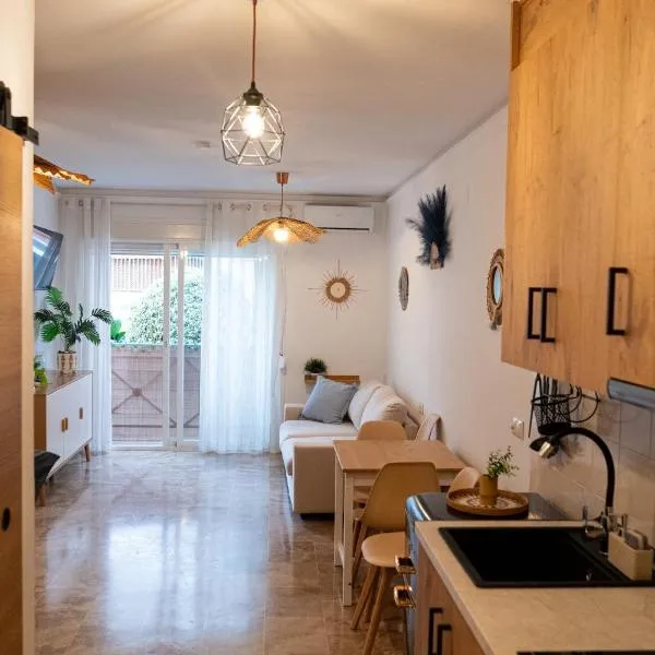 Loft on the beach and a few steps from downtown，位于多列毛利诺斯的酒店