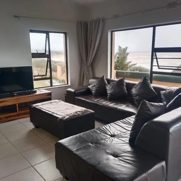 76 Eden Dunes Beachfront Apartment - Shelly Beach，位于马盖特的酒店