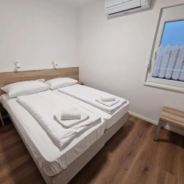 Počitniški dom Portorož / Portoroz Holiday Home，位于波尔托罗的酒店