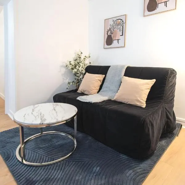 Charmant appartement à Groslay，位于Groslay的酒店