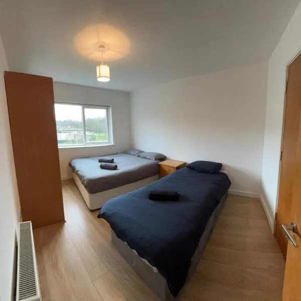 Superb En-suite Triple Room，位于都柏林的酒店