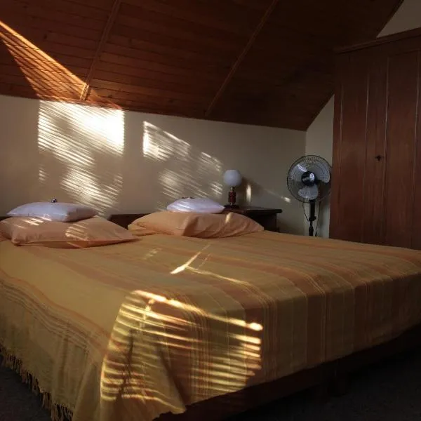 Pensjonat Rezydencja Zuzanna Bed&Breakfast Sucha Beskidzka，位于贝斯基德地区苏哈的酒店