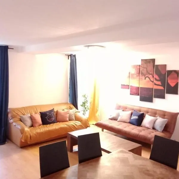 Appart 2ch Champlitte，位于Champlitte-et-le-Prélot的酒店