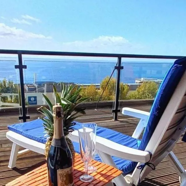 Lido ocean front penthouse，位于丰沙尔的酒店