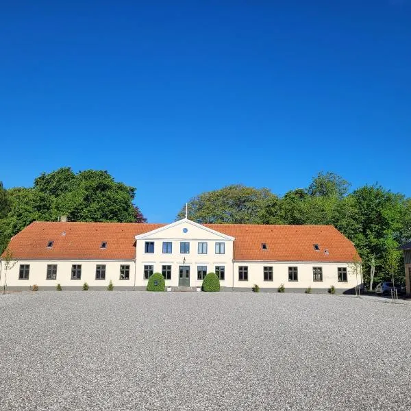 Privat lejlighed på landejendommen Frederiks-Eg，位于Herlufmagle的酒店