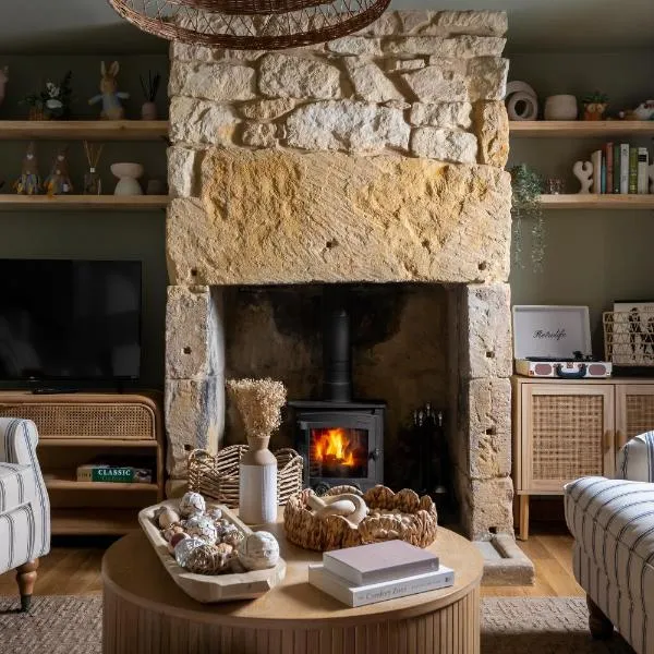 Broadway Scandi Chic Authentic Cottage，位于布罗德韦的酒店