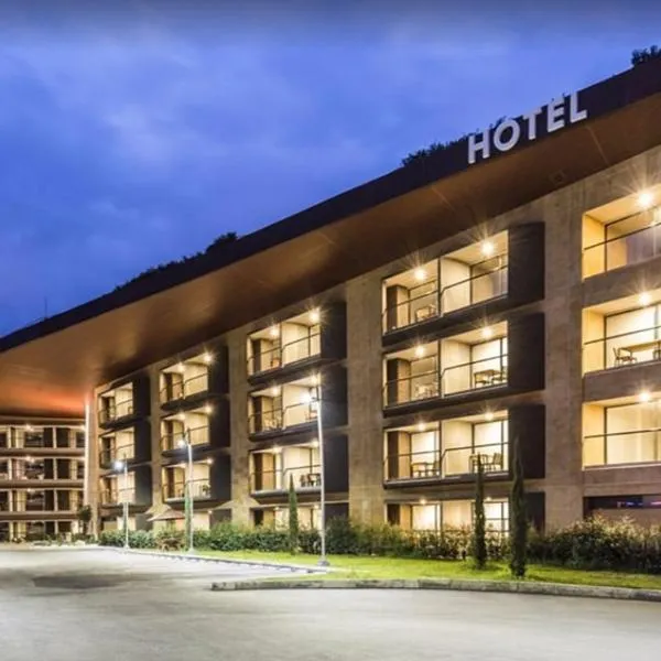 Aparta Suite Holet Rioverde Aeropuerto JMC，位于里奥内格罗的酒店