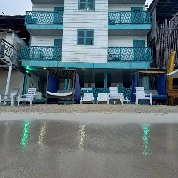 Cabañas Palos Tostaos，位于巴尔的酒店