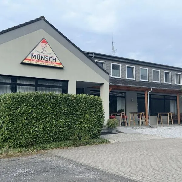 Motel Munsch，位于新基兴-弗卢因的酒店