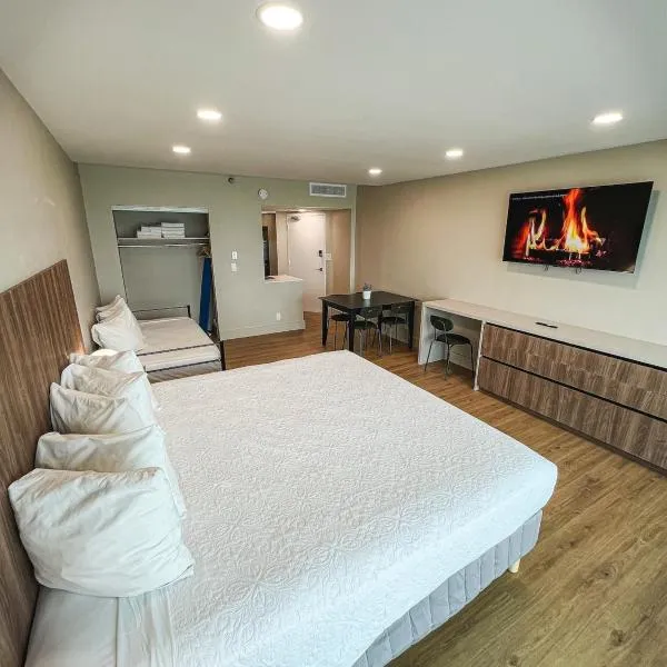 Shine Suites Studio 4，位于迈阿密海滩的酒店