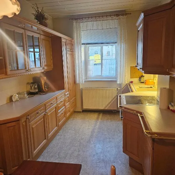 Unterkunft für Familien, Montagen arbeiter, und und und, Sweet Home，位于Roßwein的酒店