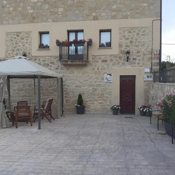 Casa Rural La Maestra，位于Bozoo的酒店