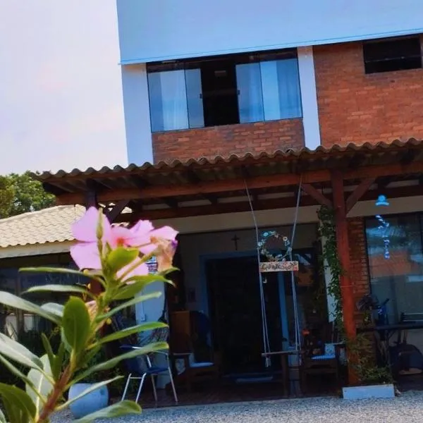 QUINTAS DA BARRA BNB a 30m da praia，位于南巴尔内阿里奥的酒店