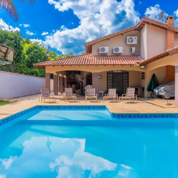 Casa de Campo I Cond Ninho Verde II，位于Pardinho的酒店