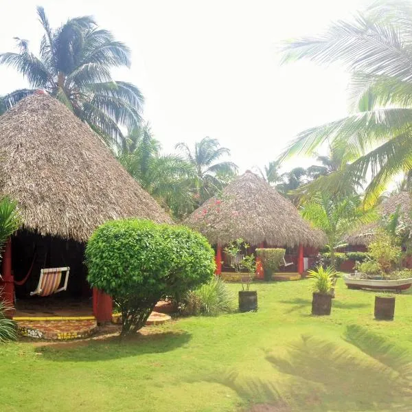 Paraiso Beach Hotel，位于玉米岛的酒店