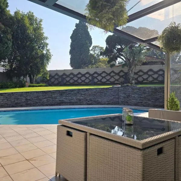 Fine Garden Suites，位于约翰内斯堡的酒店