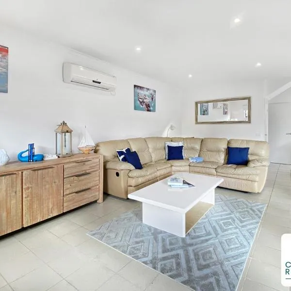 Town & Tide, Cowes Central，位于卡尔斯的酒店